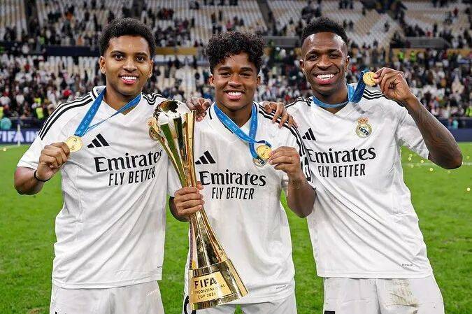 皇马巴西帮面临解散？带头大哥闹离队二弟三弟沦为替补